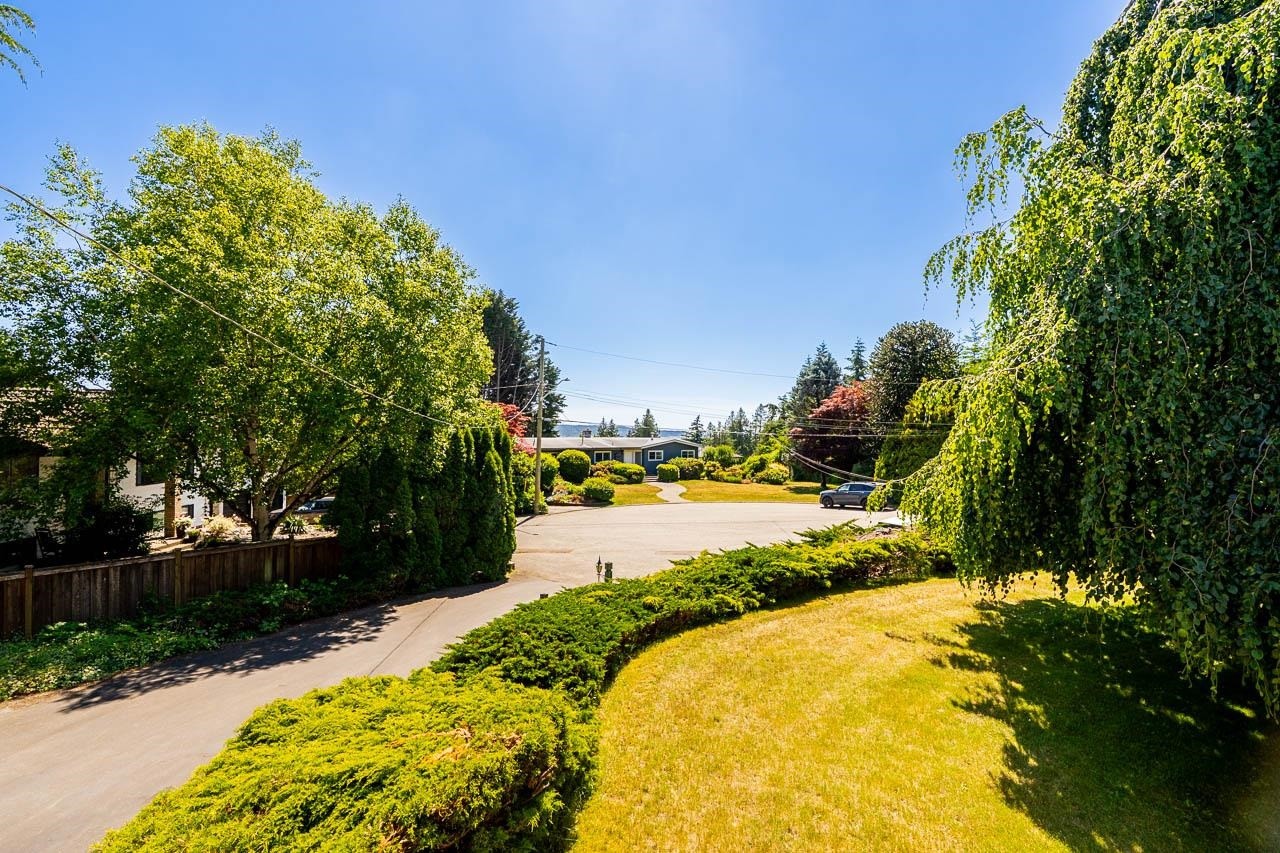5462 Bakerview Drive, Surrey, BC