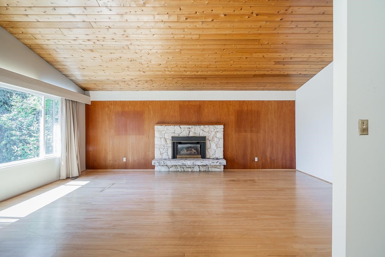 5462 Bakerview Drive, Surrey, BC
