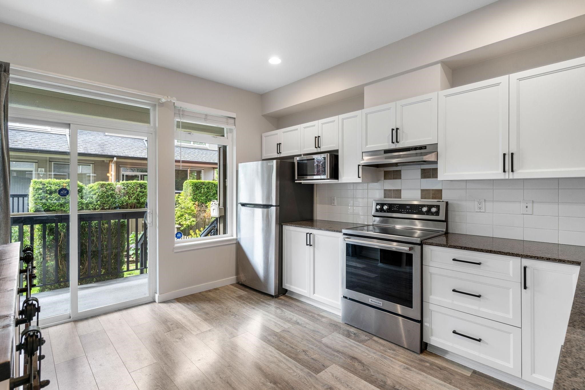 6-16772 61 Avenue, Surrey, BC