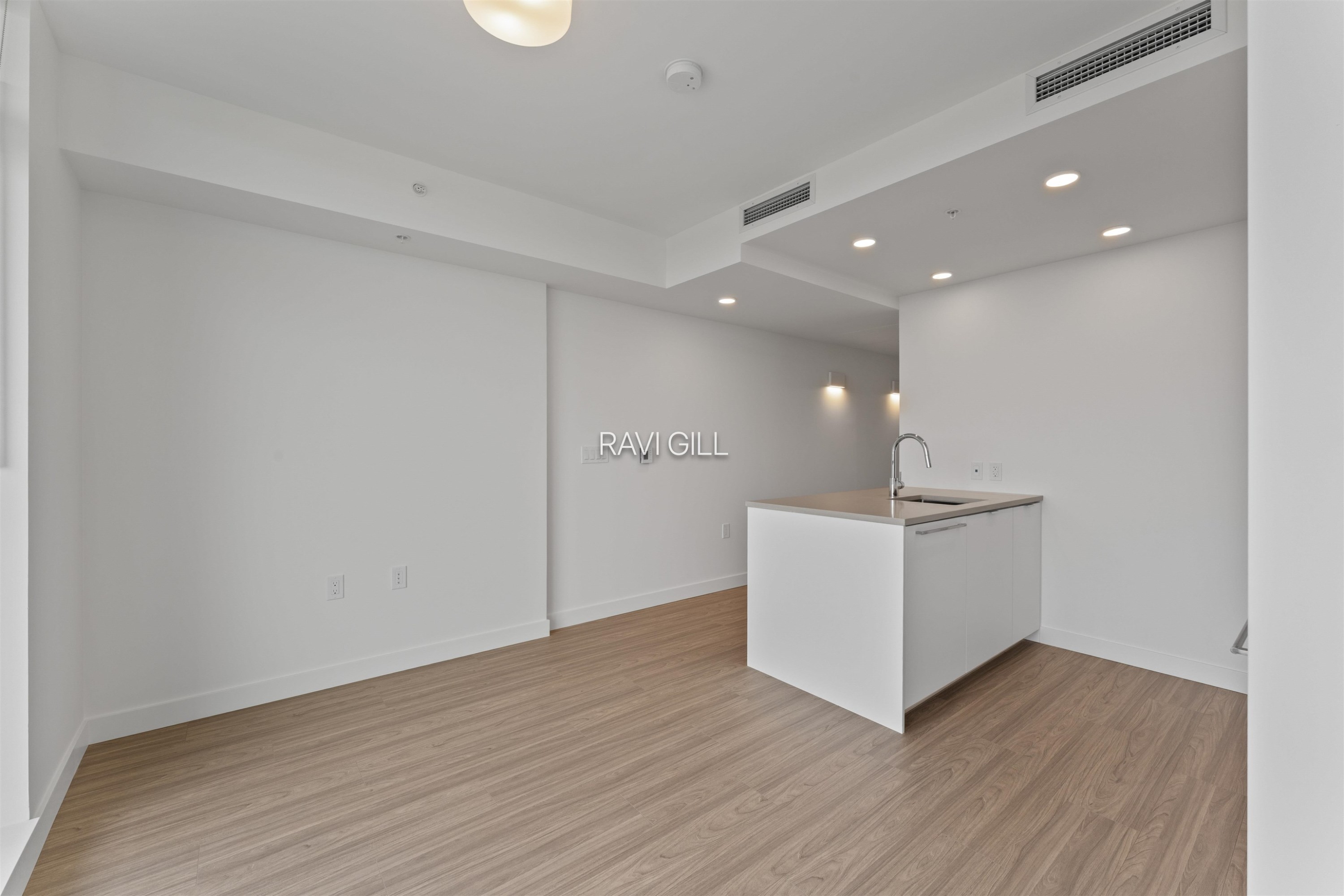 3003-13675 107A Avenue, Surrey, BC