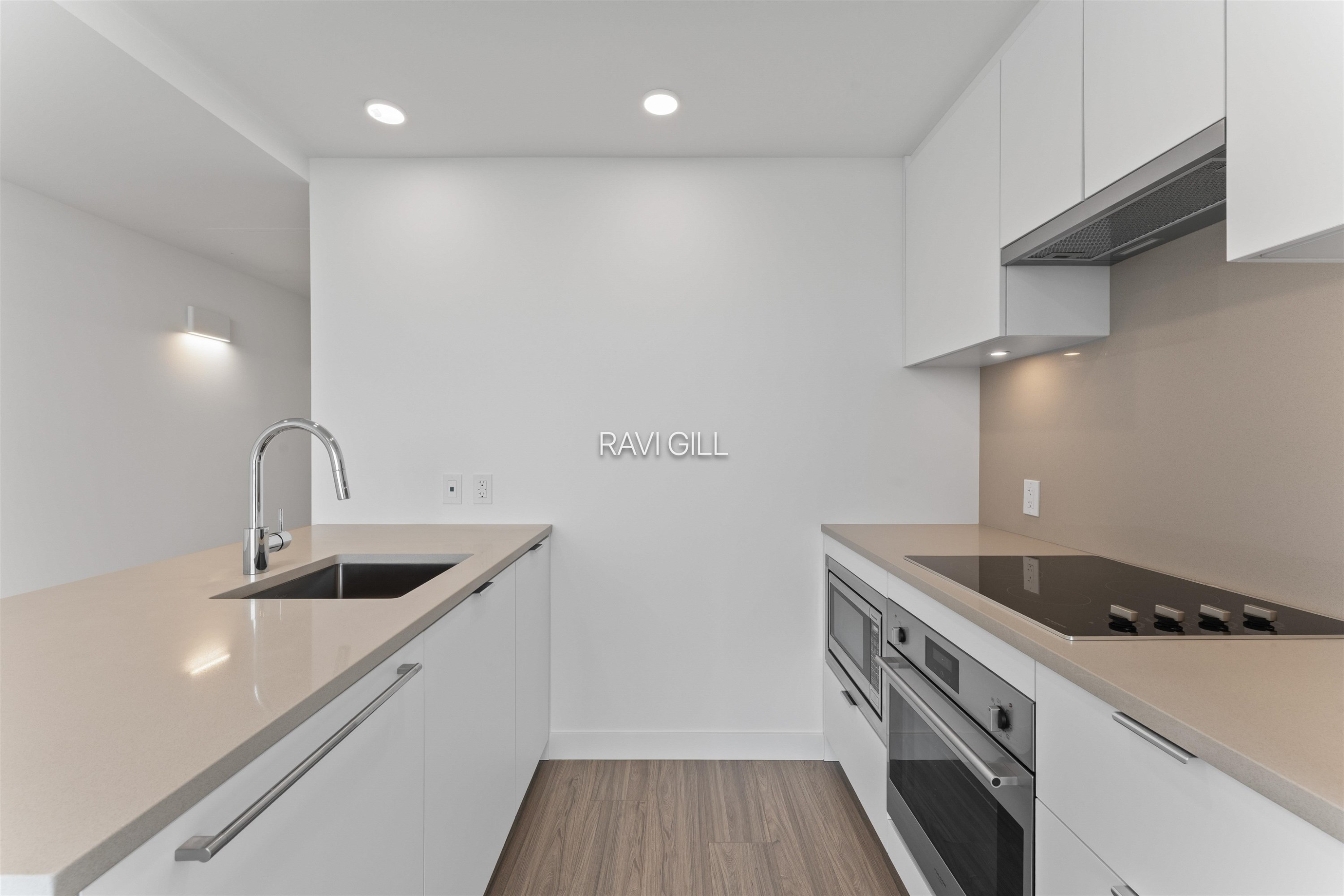 3003-13675 107A Avenue, Surrey, BC