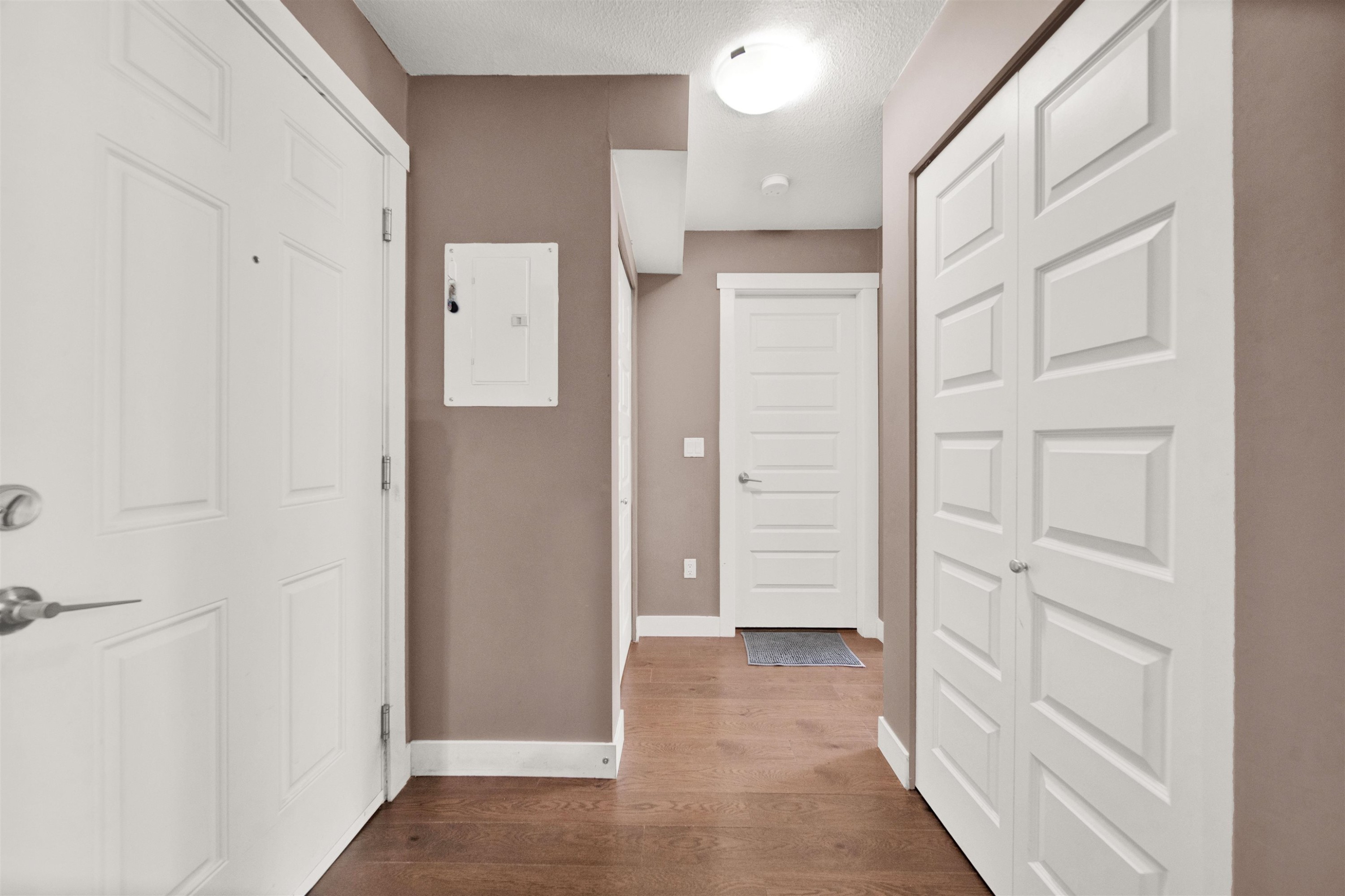 201-13883 Laurel Drive, Surrey, BC