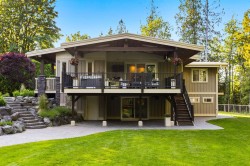 25149 72 Avenue Langley, BC V4W 1J1