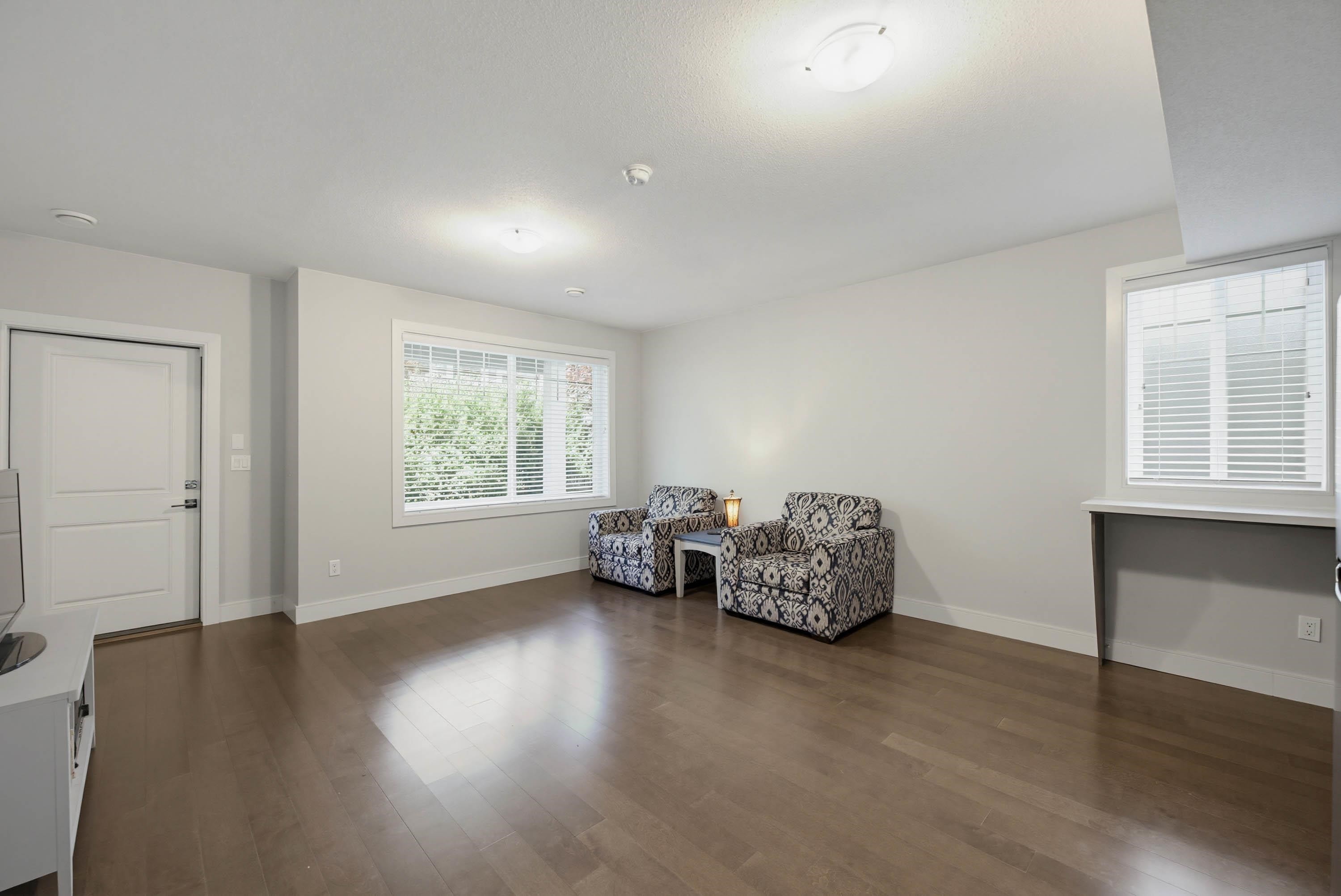 50-15988 32 Avenue, Surrey, BC
