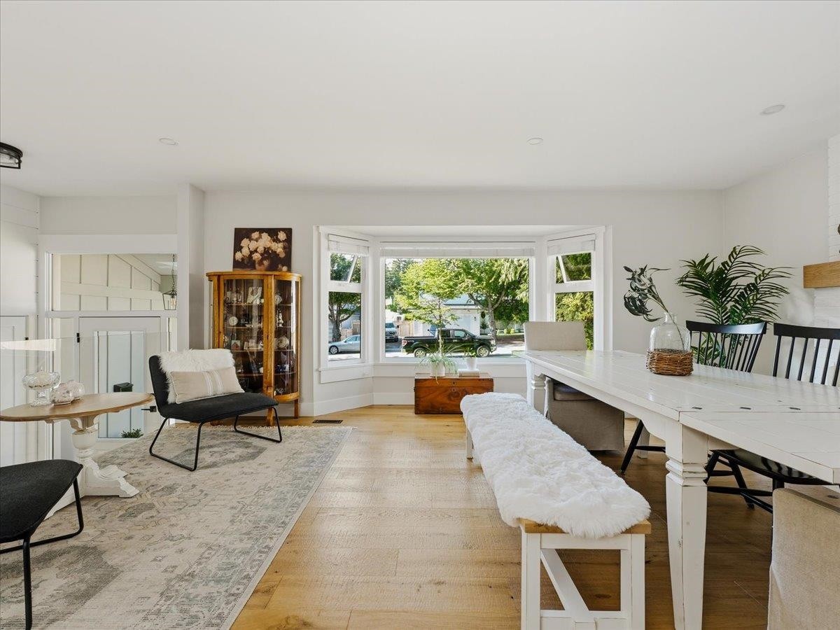 12674 19 Avenue, Surrey, BC
