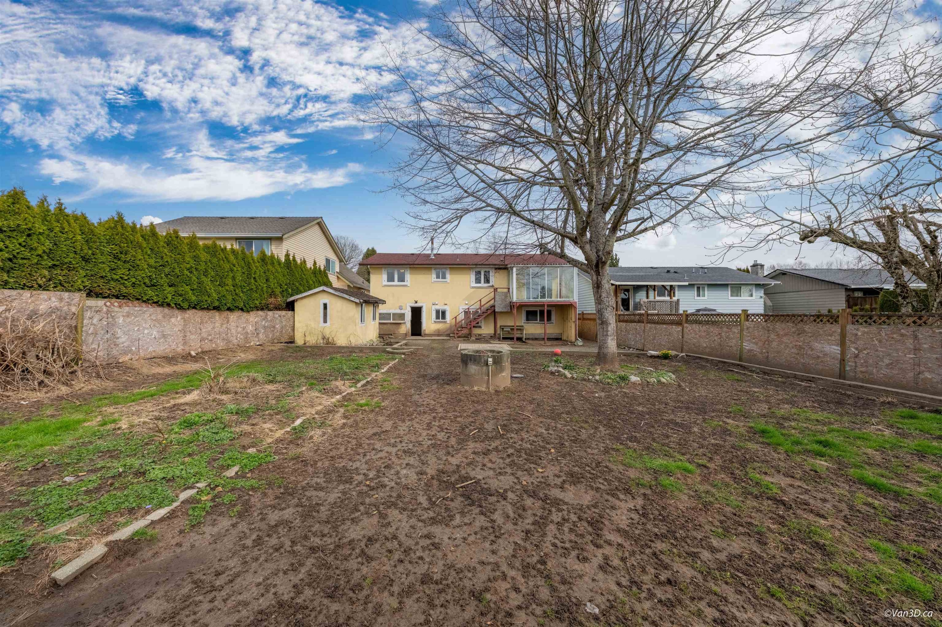 15894 Thrift Avenue, White Rock, BC - Outdoor