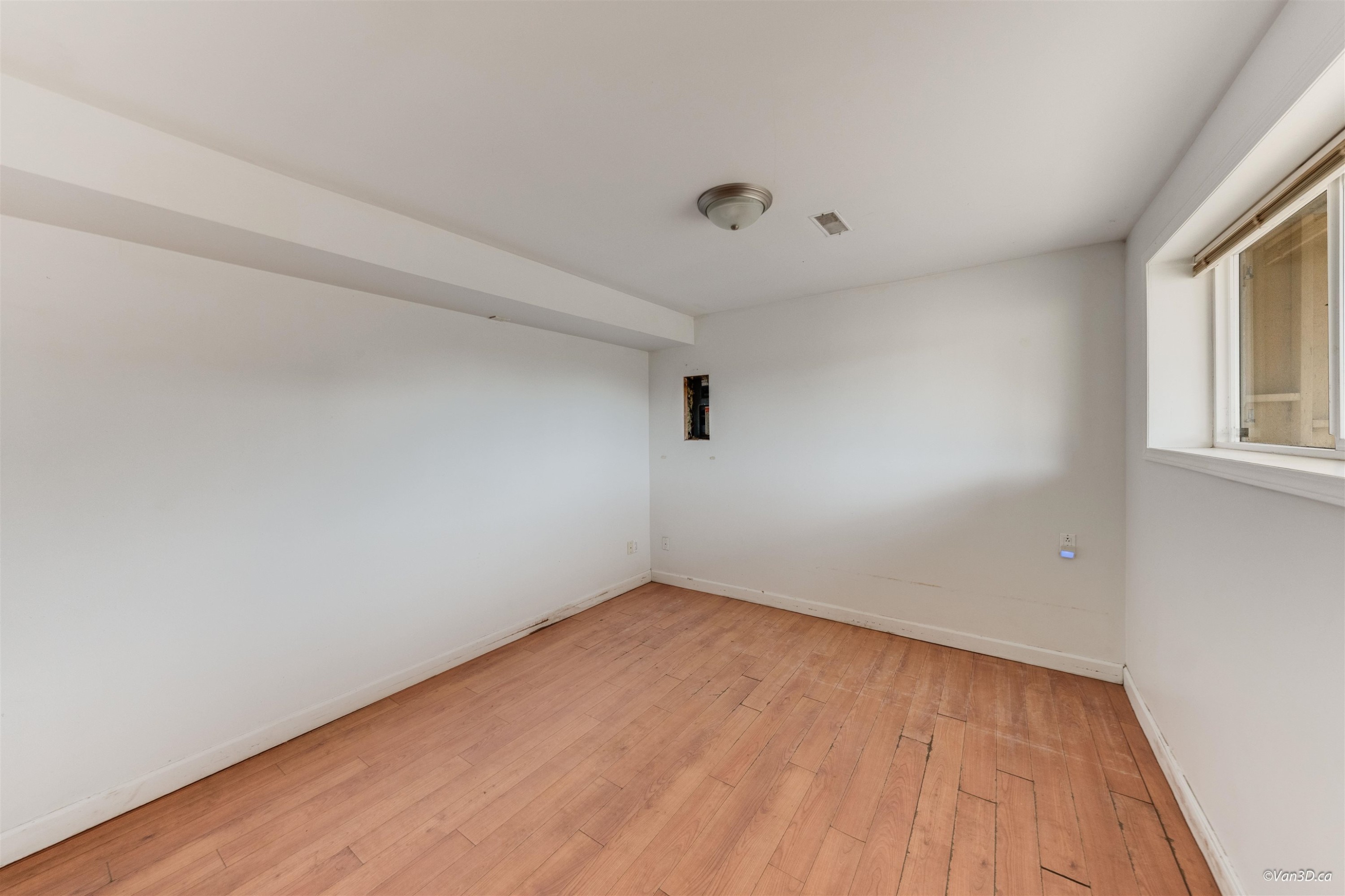 15894 Thrift Avenue, White Rock, BC - Indoor Photo Showing Other Room