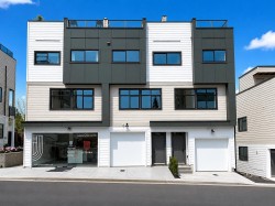 112-34588 Marshall Road Abbotsford, BC V2S 3N3