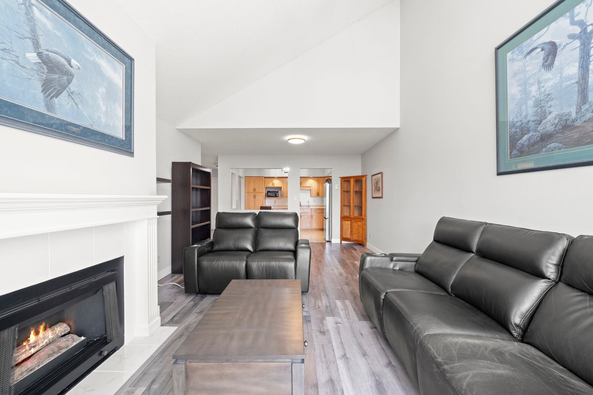 301-19645 64 Avenue, Langley, BC