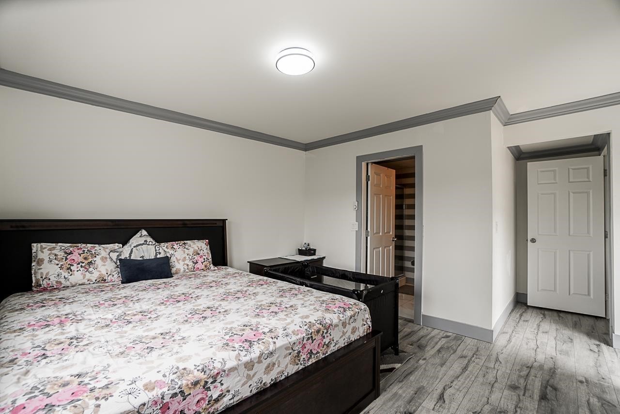 17954 58 Avenue, Surrey, BC