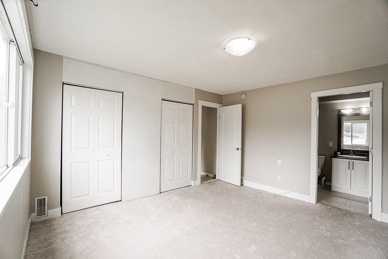17954 58 Avenue, Surrey, BC