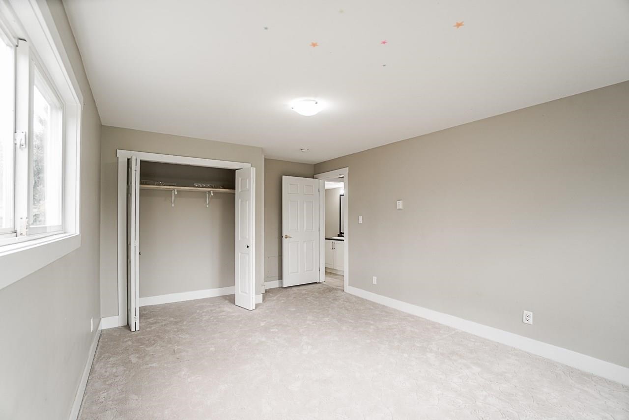 17954 58 Avenue, Surrey, BC