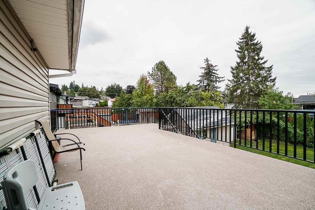 17954 58 Avenue, Surrey, BC