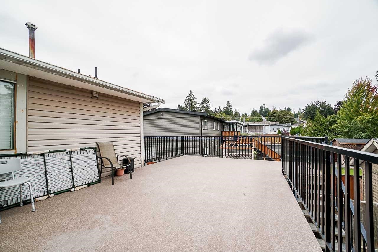 17954 58 Avenue, Surrey, BC