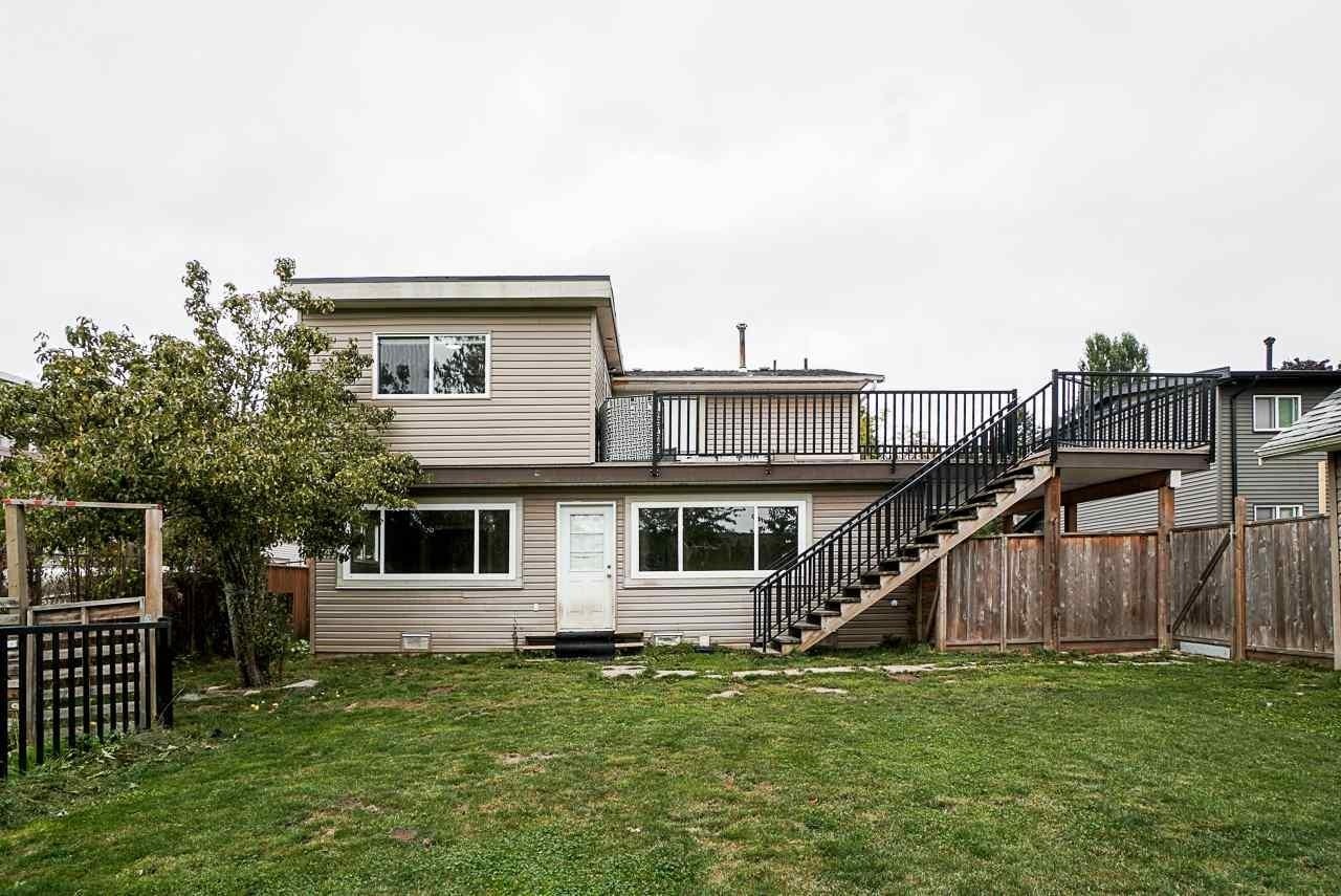 17954 58 Avenue, Surrey, BC