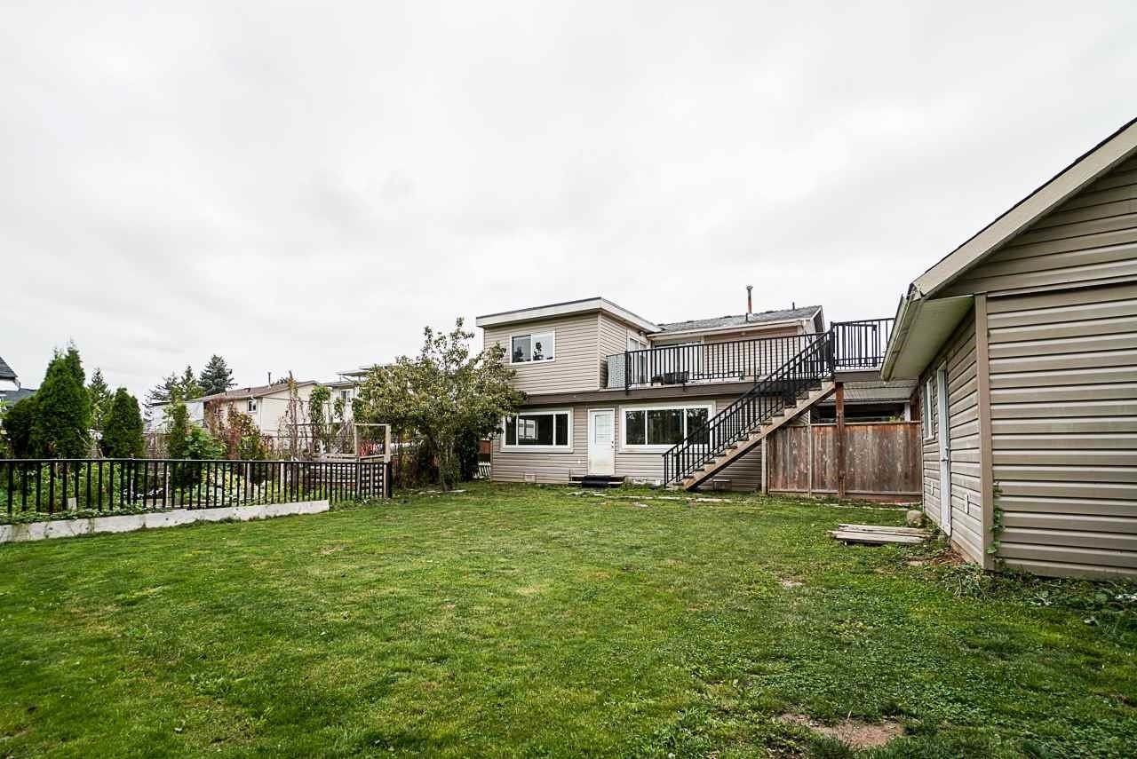 17954 58 Avenue, Surrey, BC