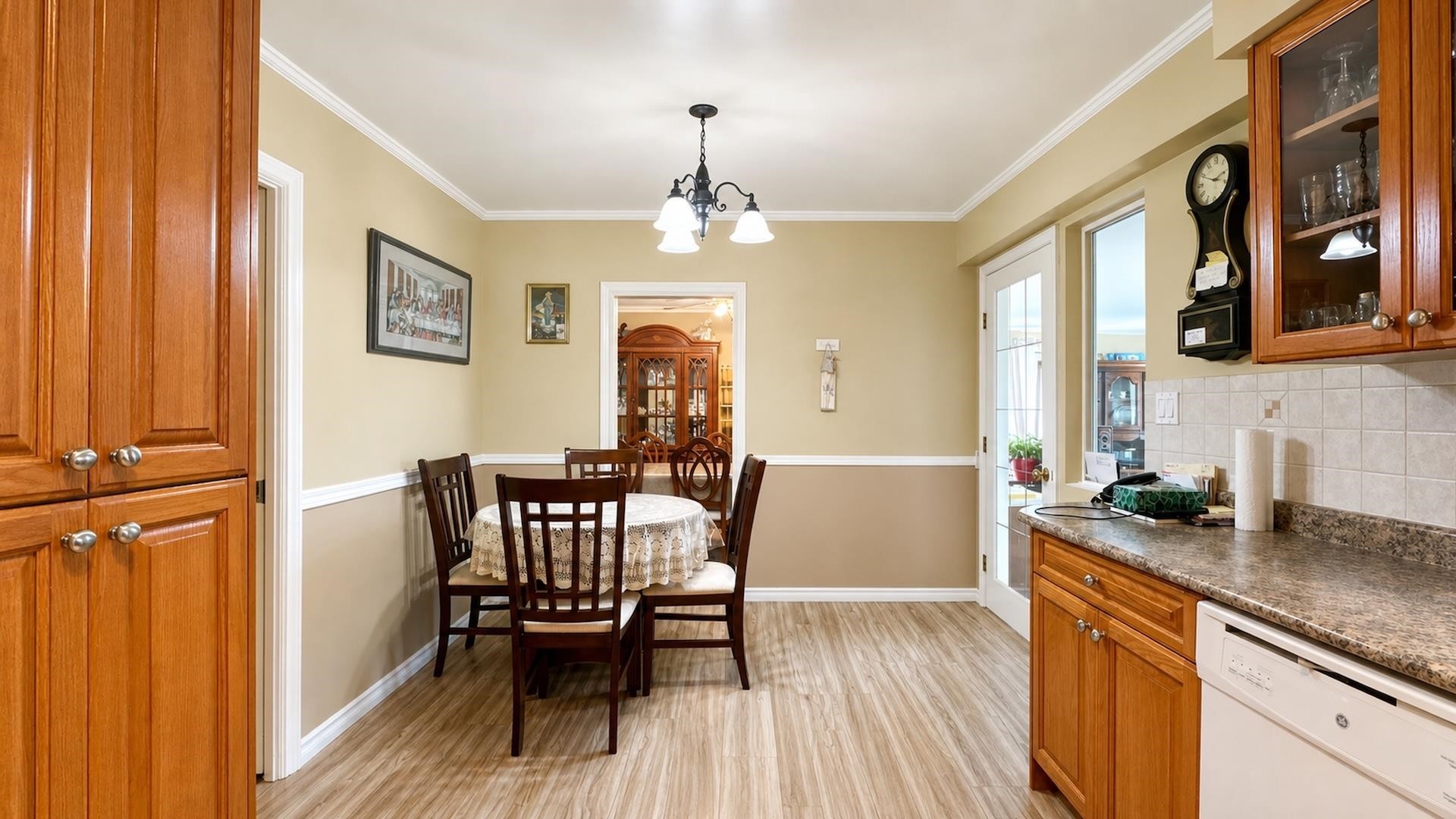 11010 Partridge Crescent, Surrey, BC - Indoor Photo Showing Other Room