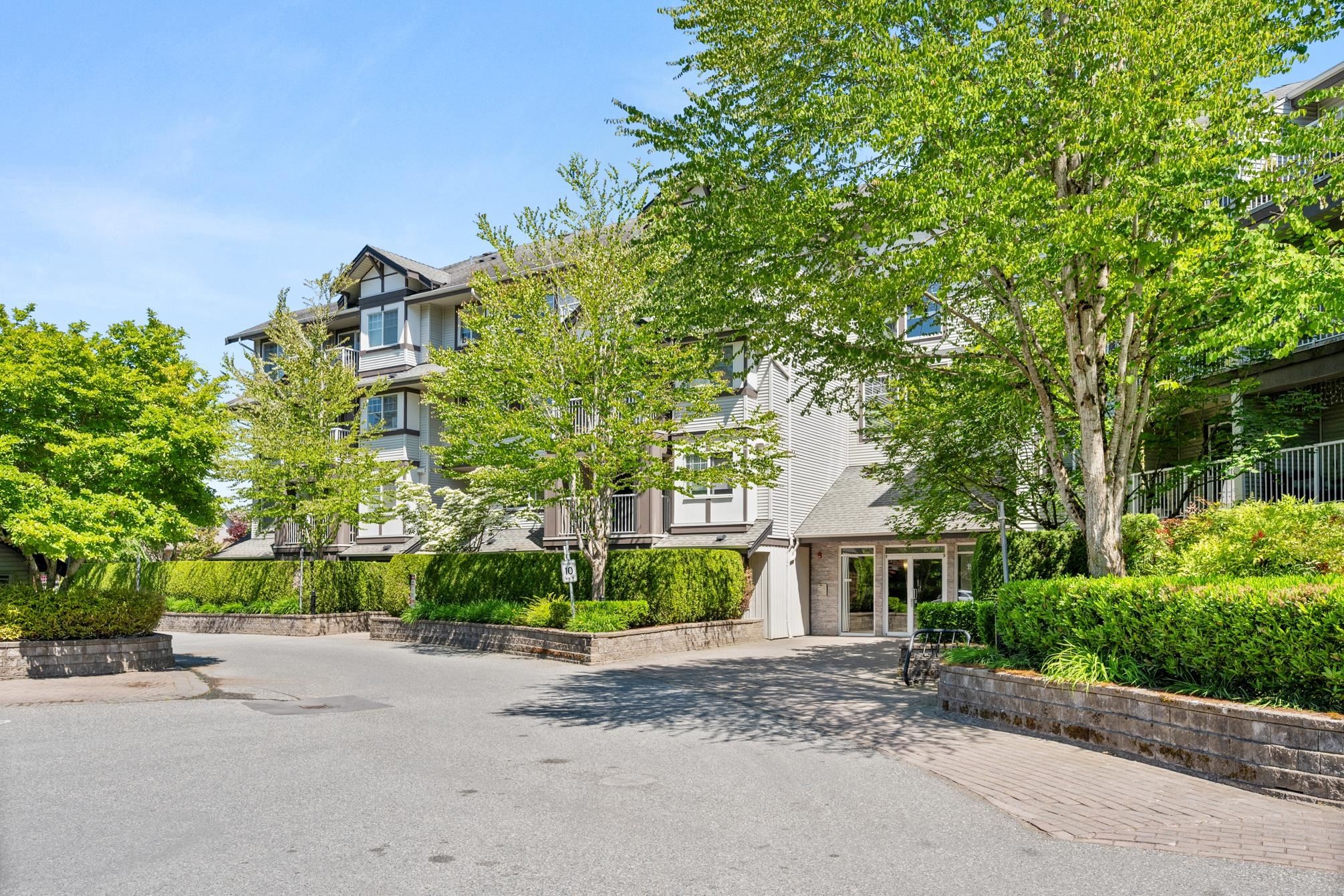111-19340 65 Avenue, Surrey, BC