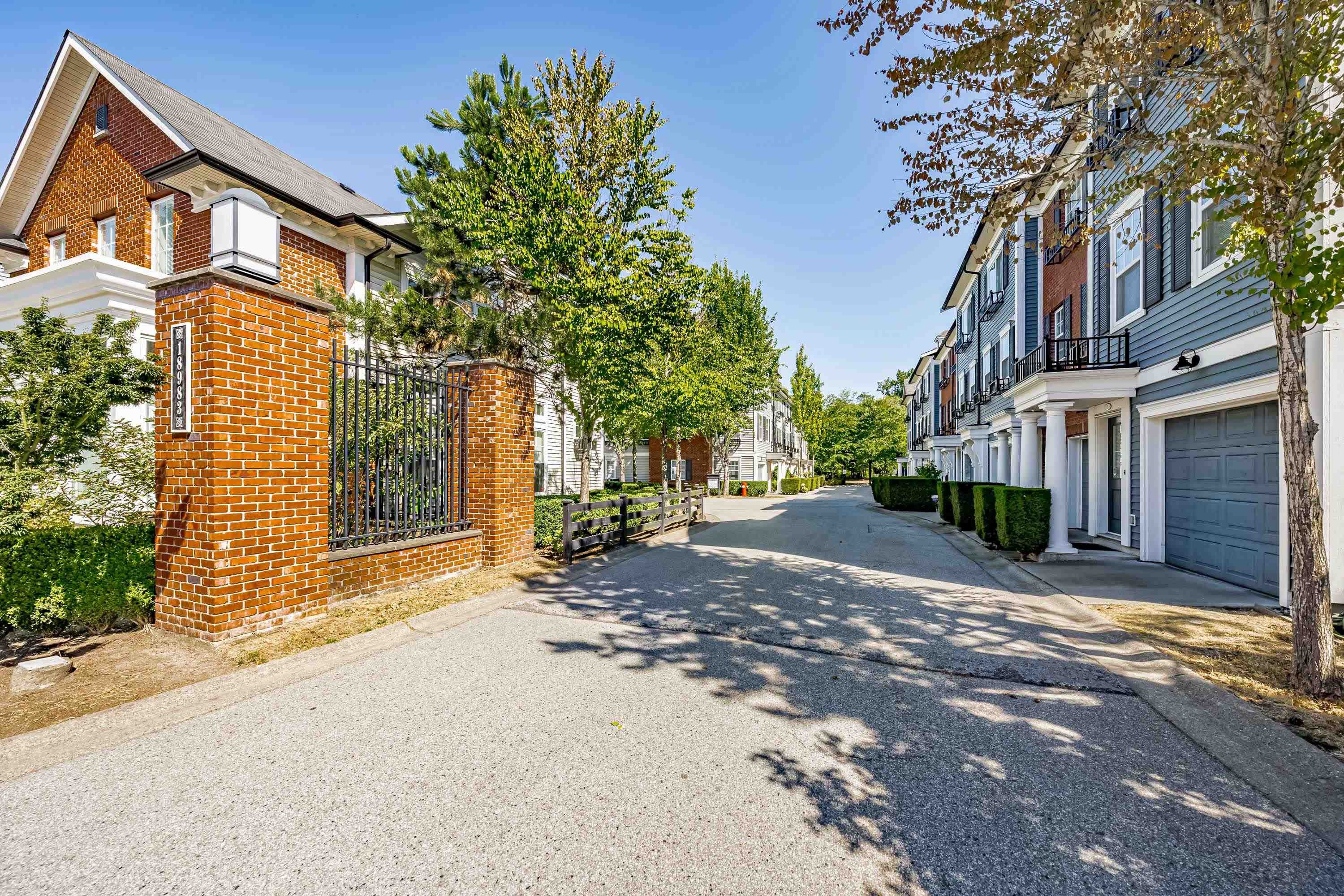38-18983 72A Avenue, Surrey, BC