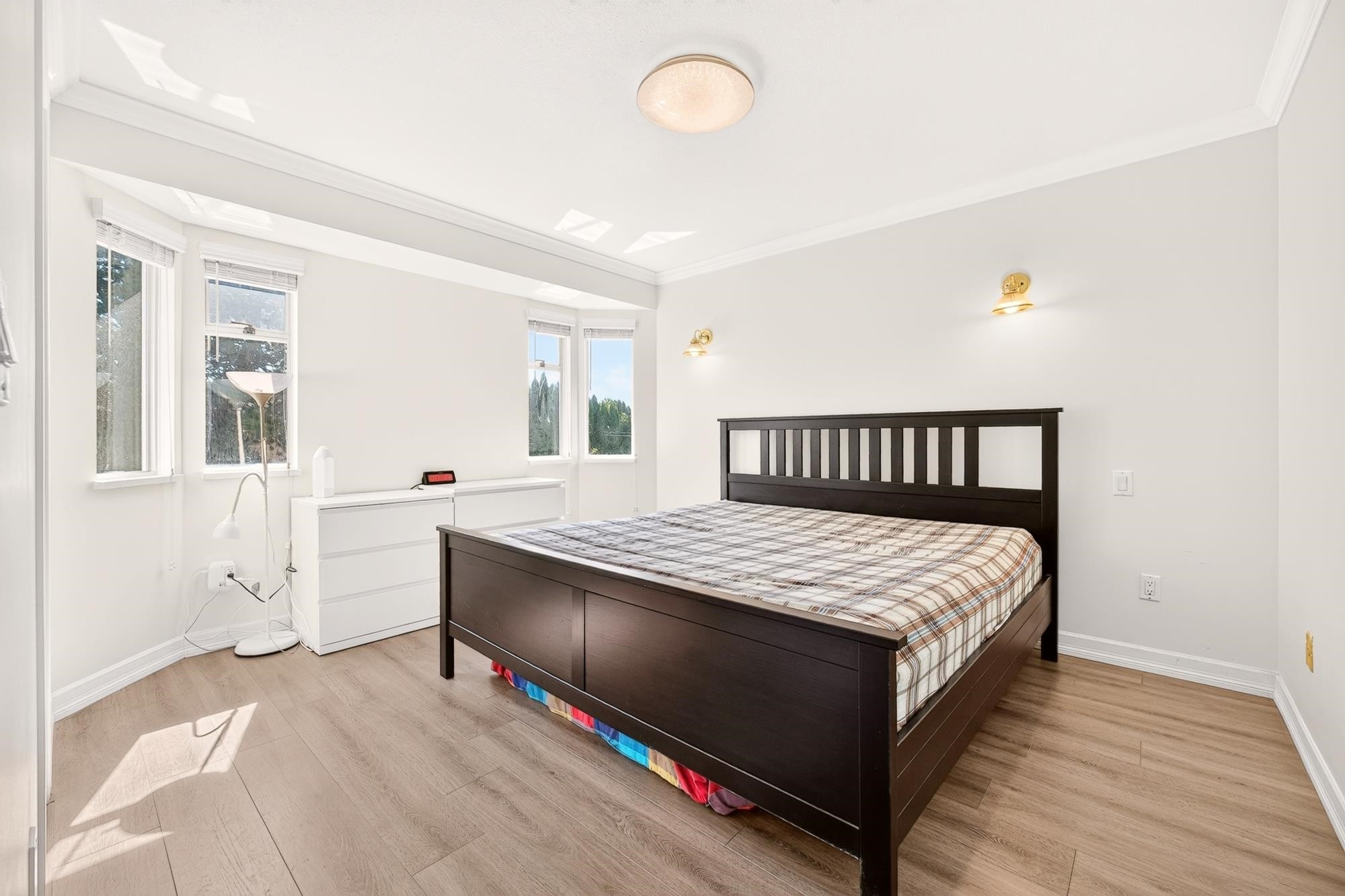 8960 157 Street, Surrey, BC