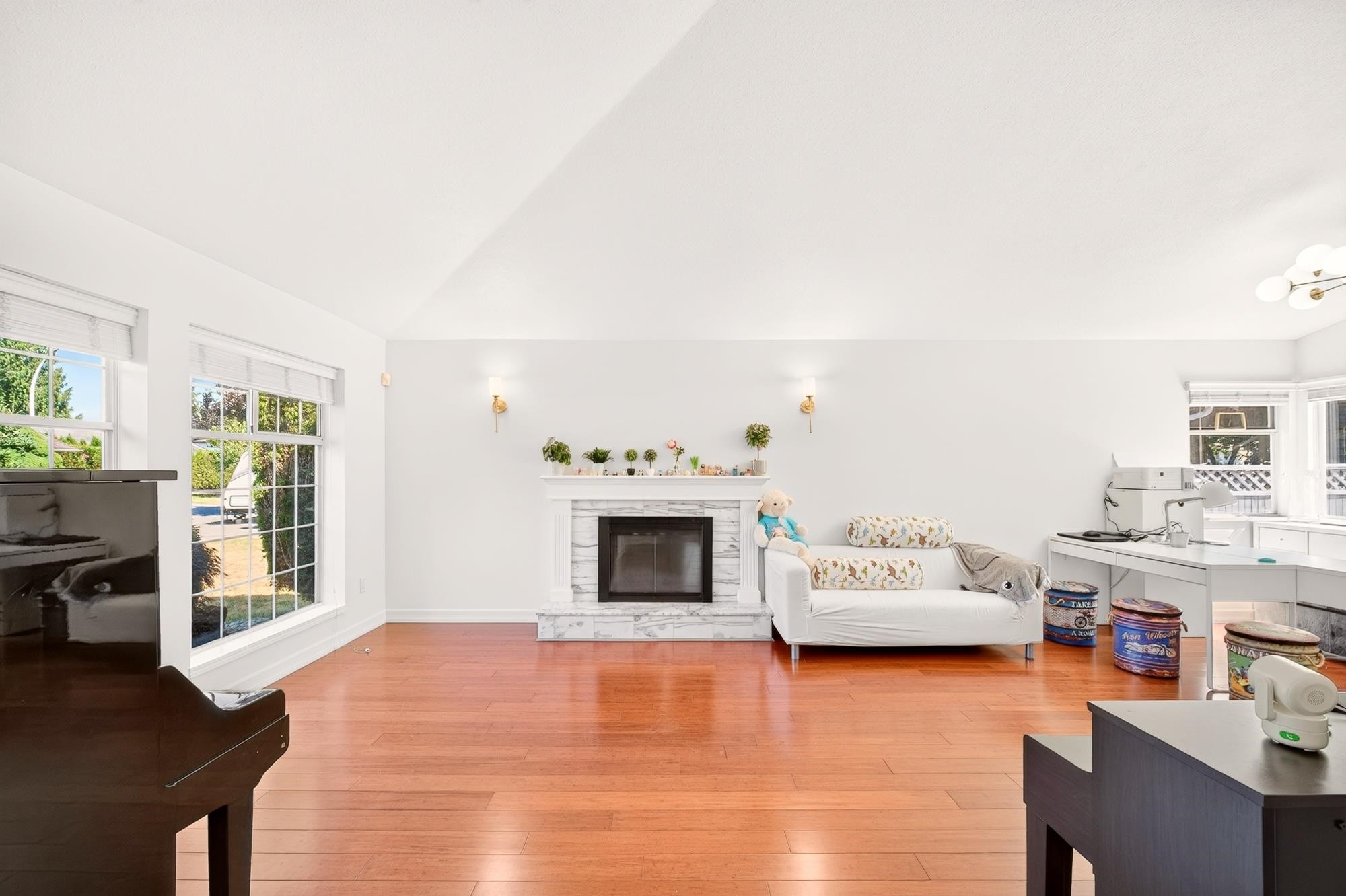8960 157 Street, Surrey, BC