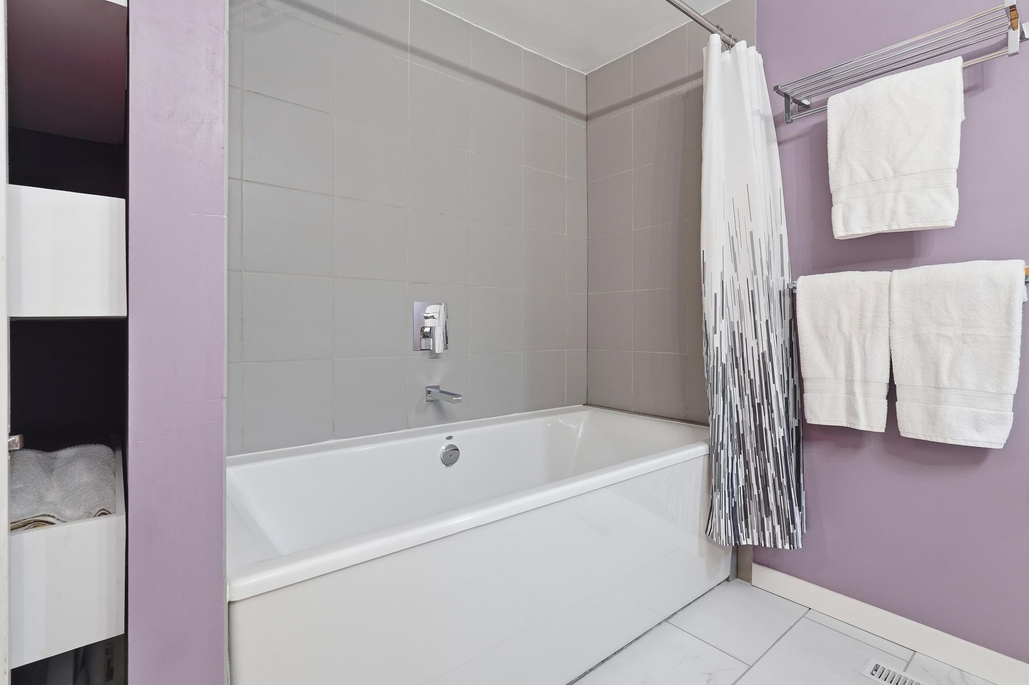 15878 Mcbeth Road, Surrey, BC - Indoor Photo Showing Bathroom