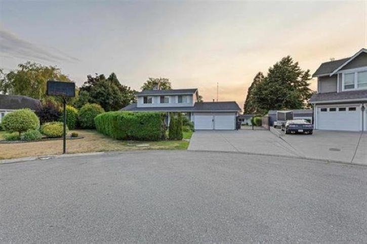 18244 54 Avenue, Surrey, BC