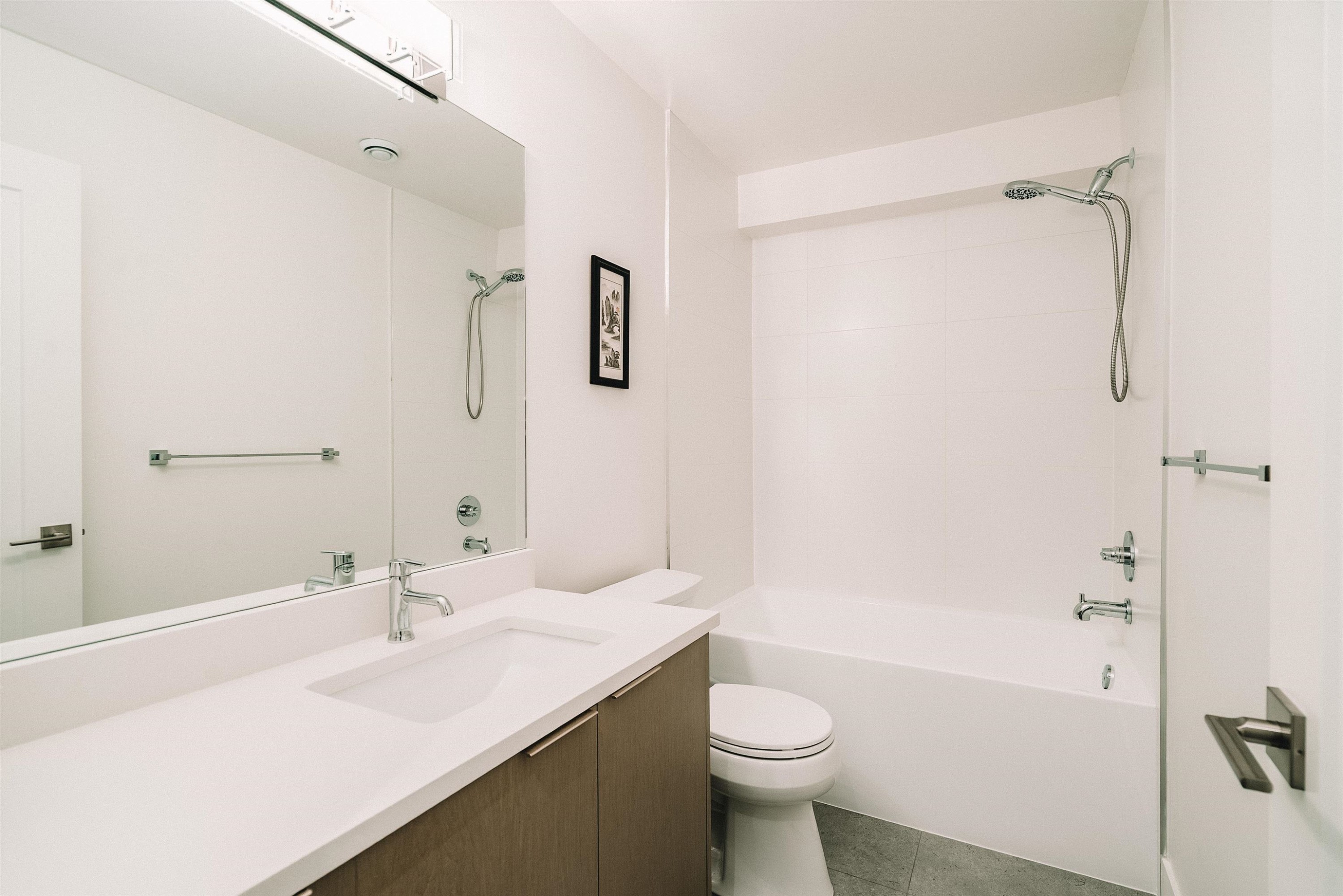 8133 202 Street, Langley, BC - Indoor Photo Showing Bathroom
