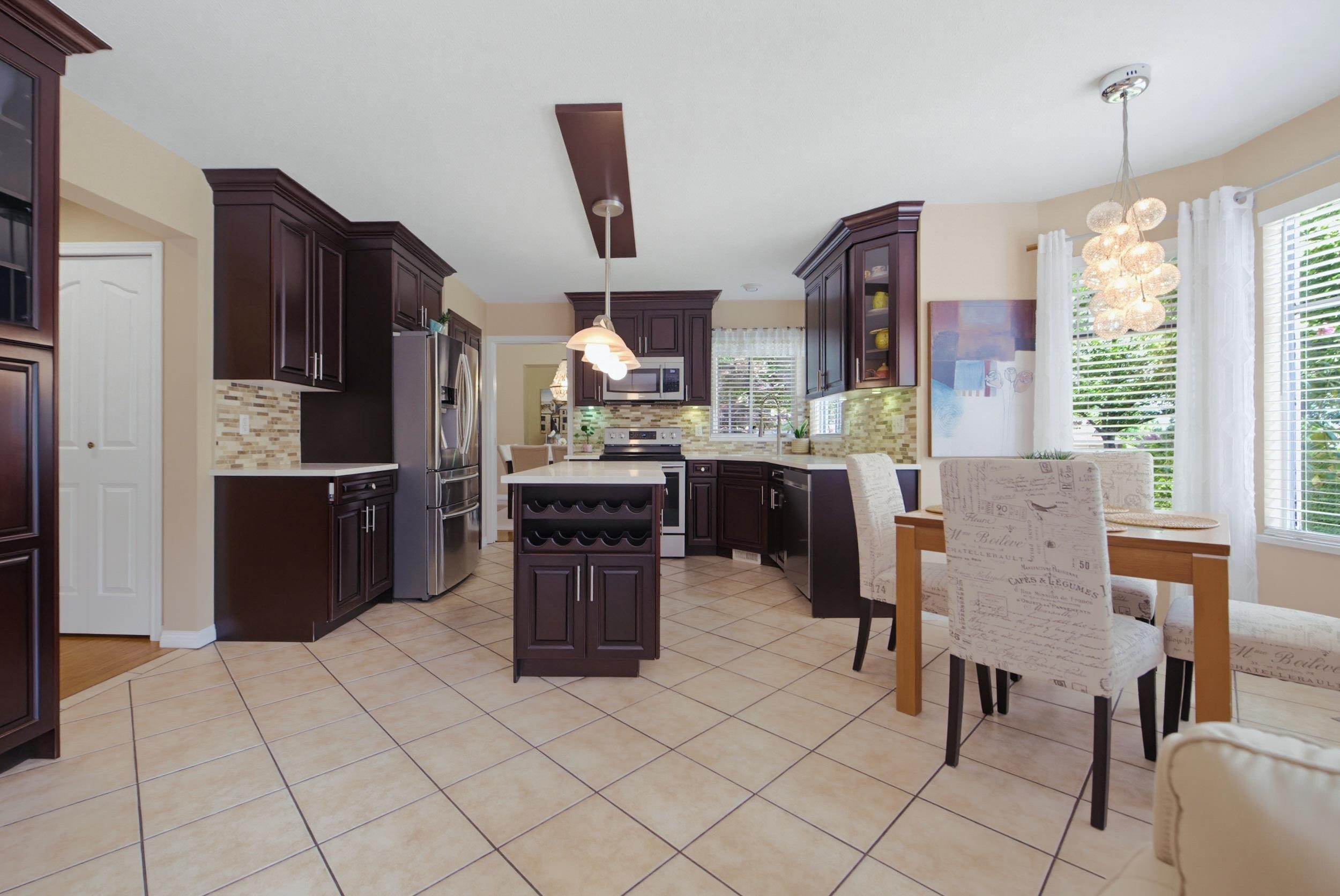 10482 Ashdown Place, Surrey, BC