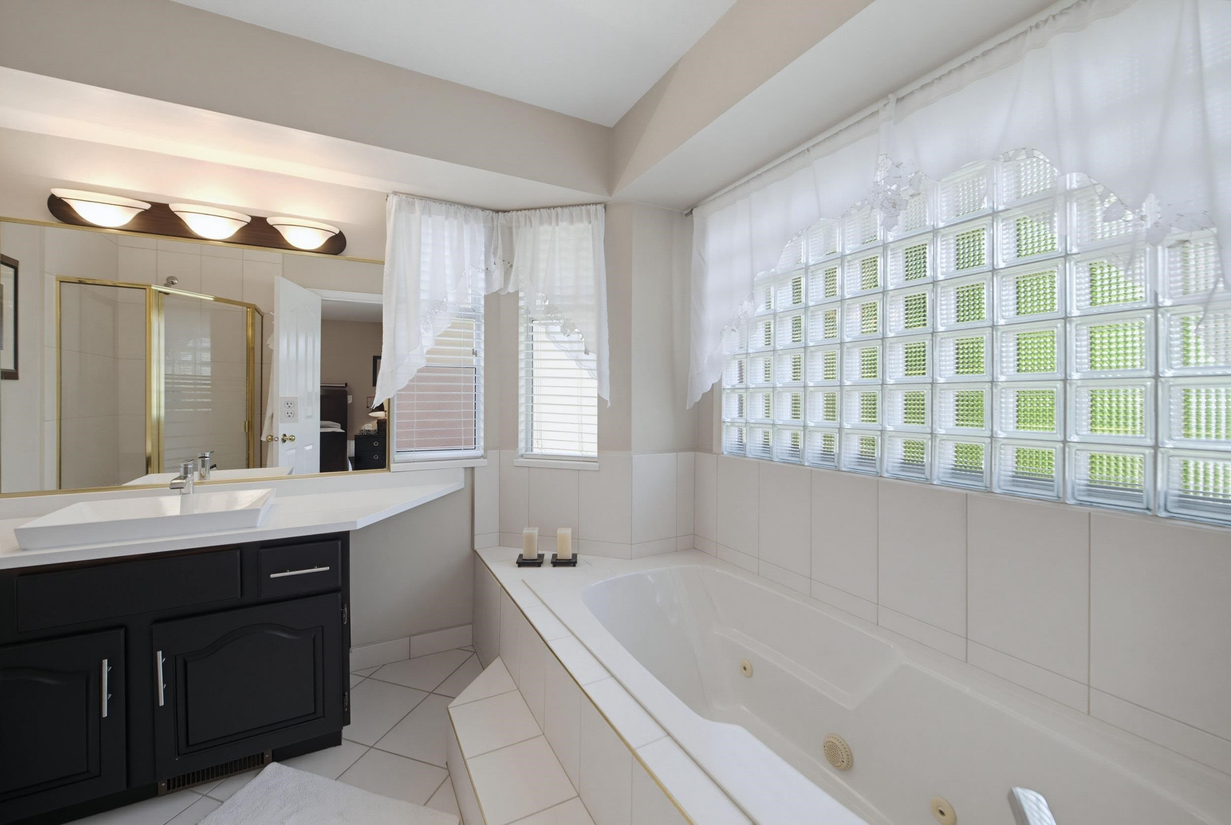 10482 Ashdown Place, Surrey, BC