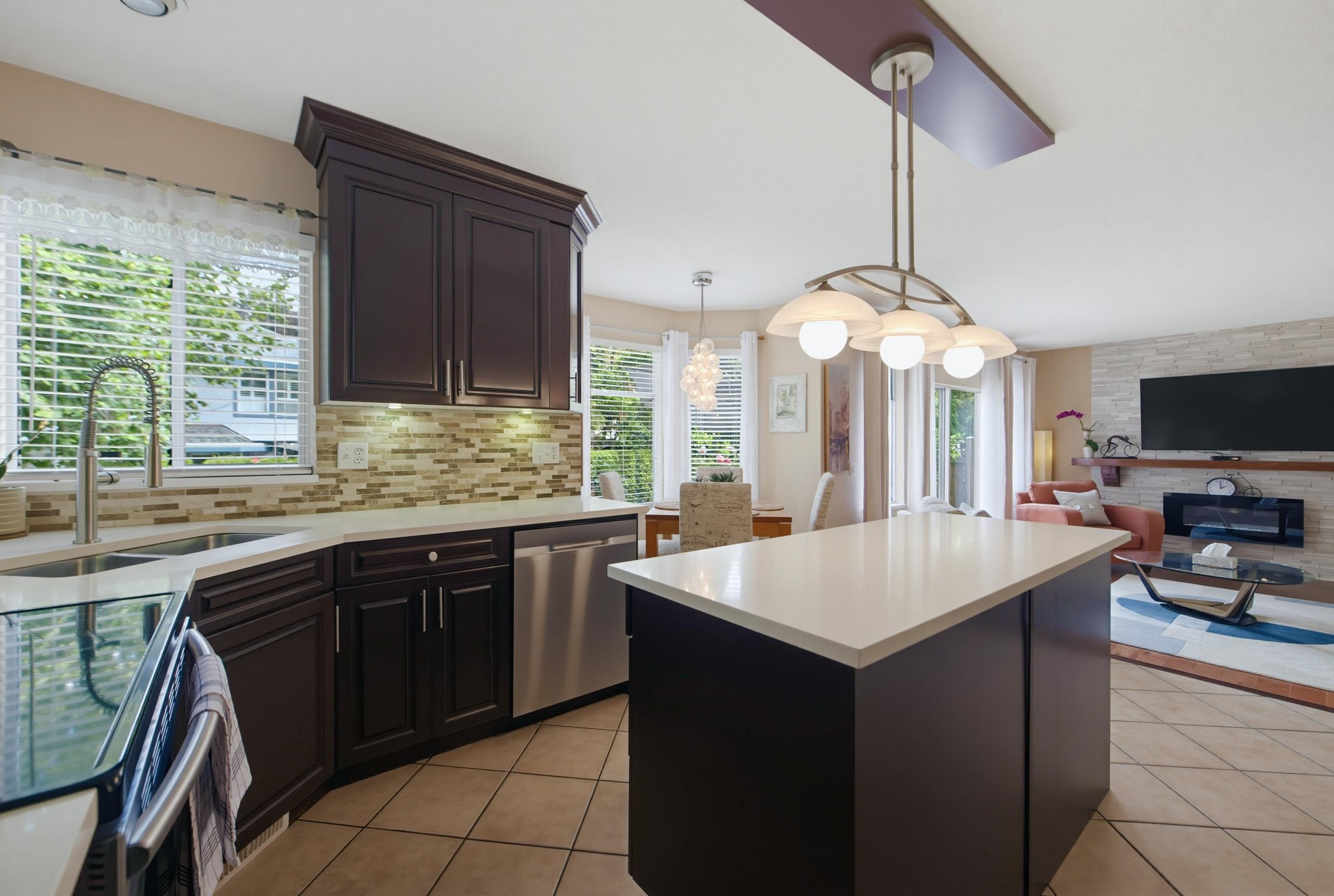 10482 Ashdown Place, Surrey, BC