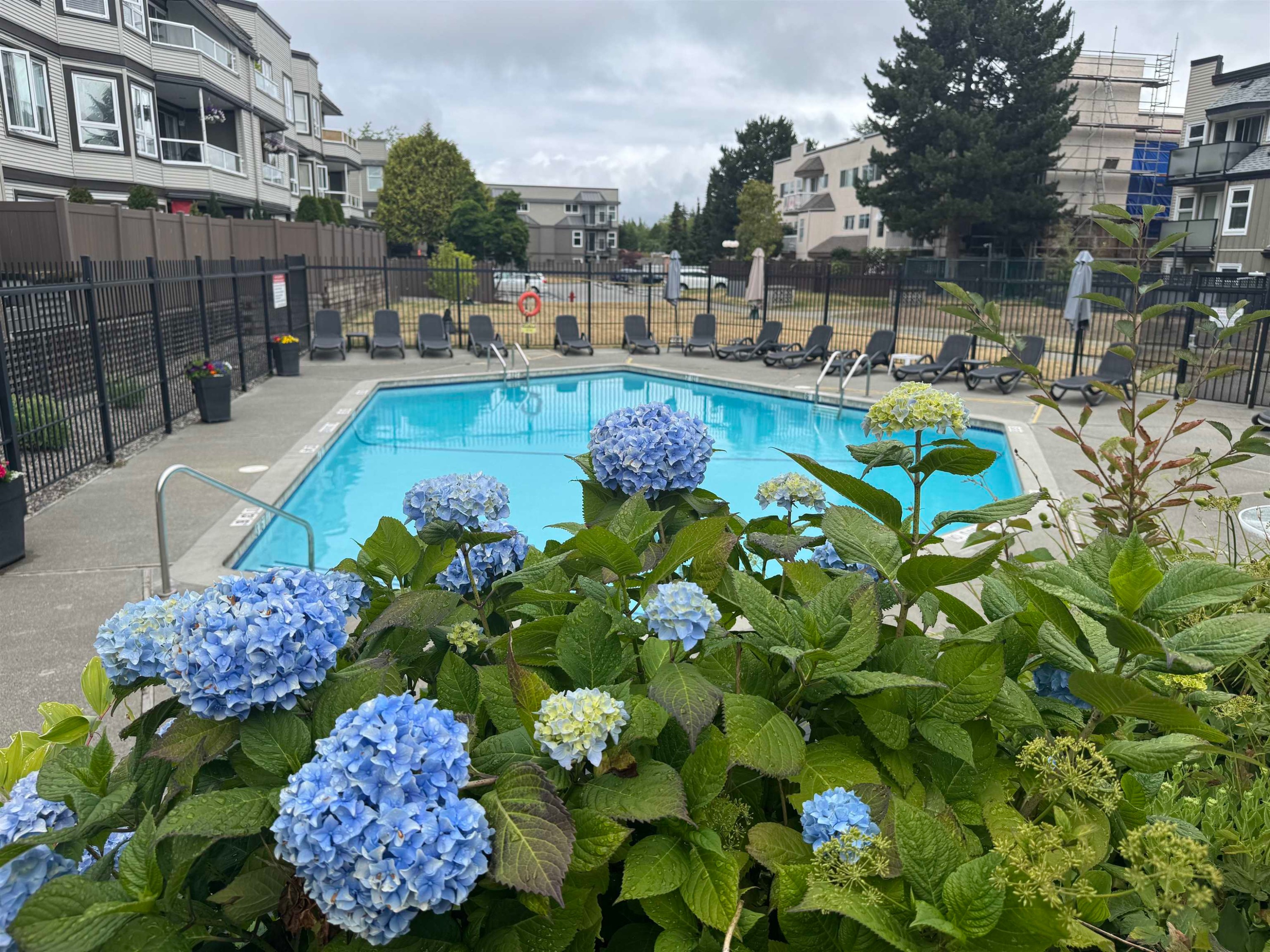 321-1850 Southmere Crescent E, Surrey, BC
