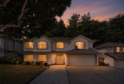 13757 63b Avenue Surrey, BC V3X 3J7