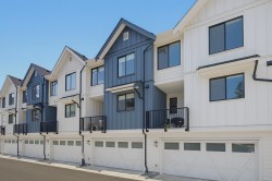 8-1871 165a Street Surrey, BC V3Z 9N3