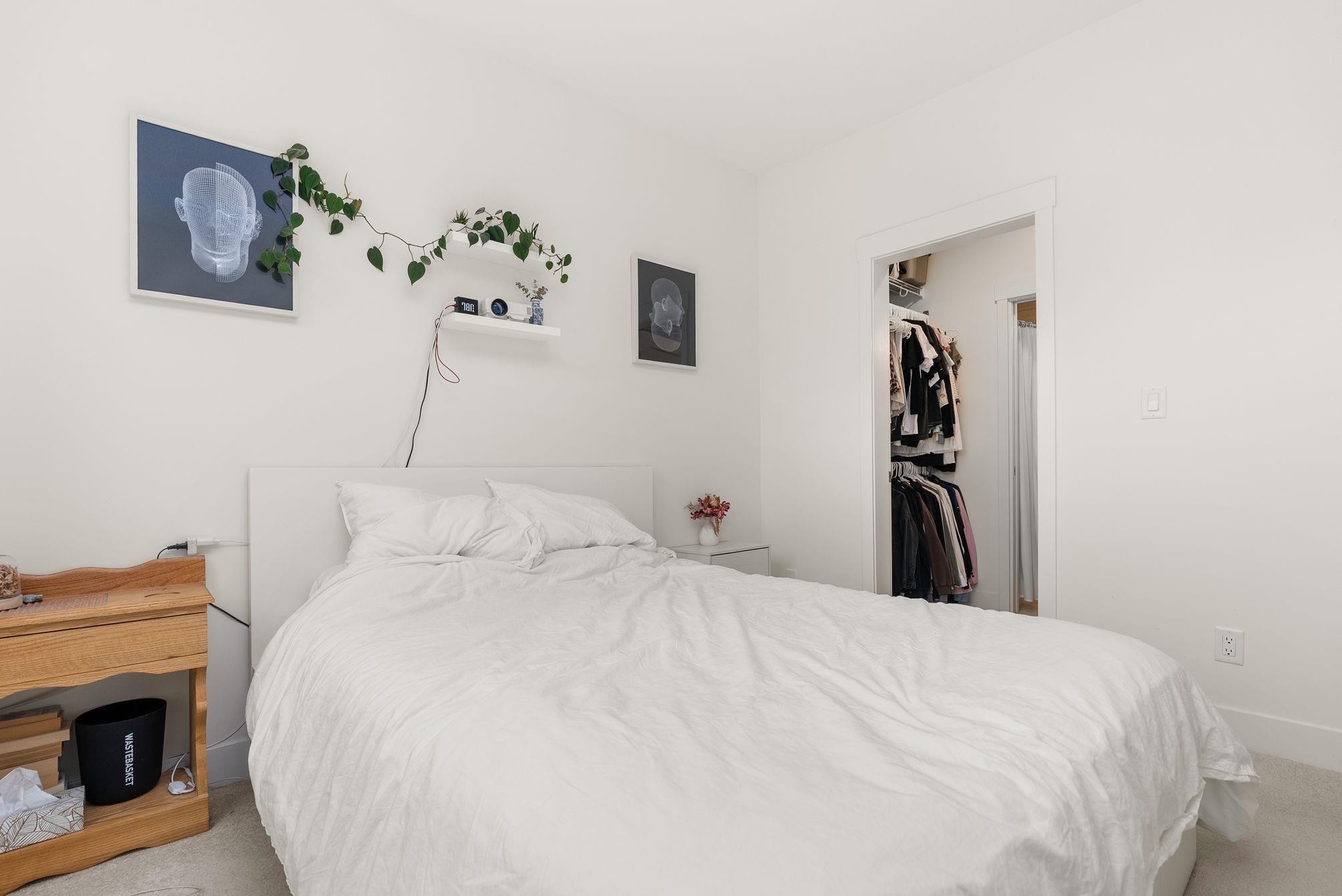 214-14022 North Bluff Road, White Rock, BC