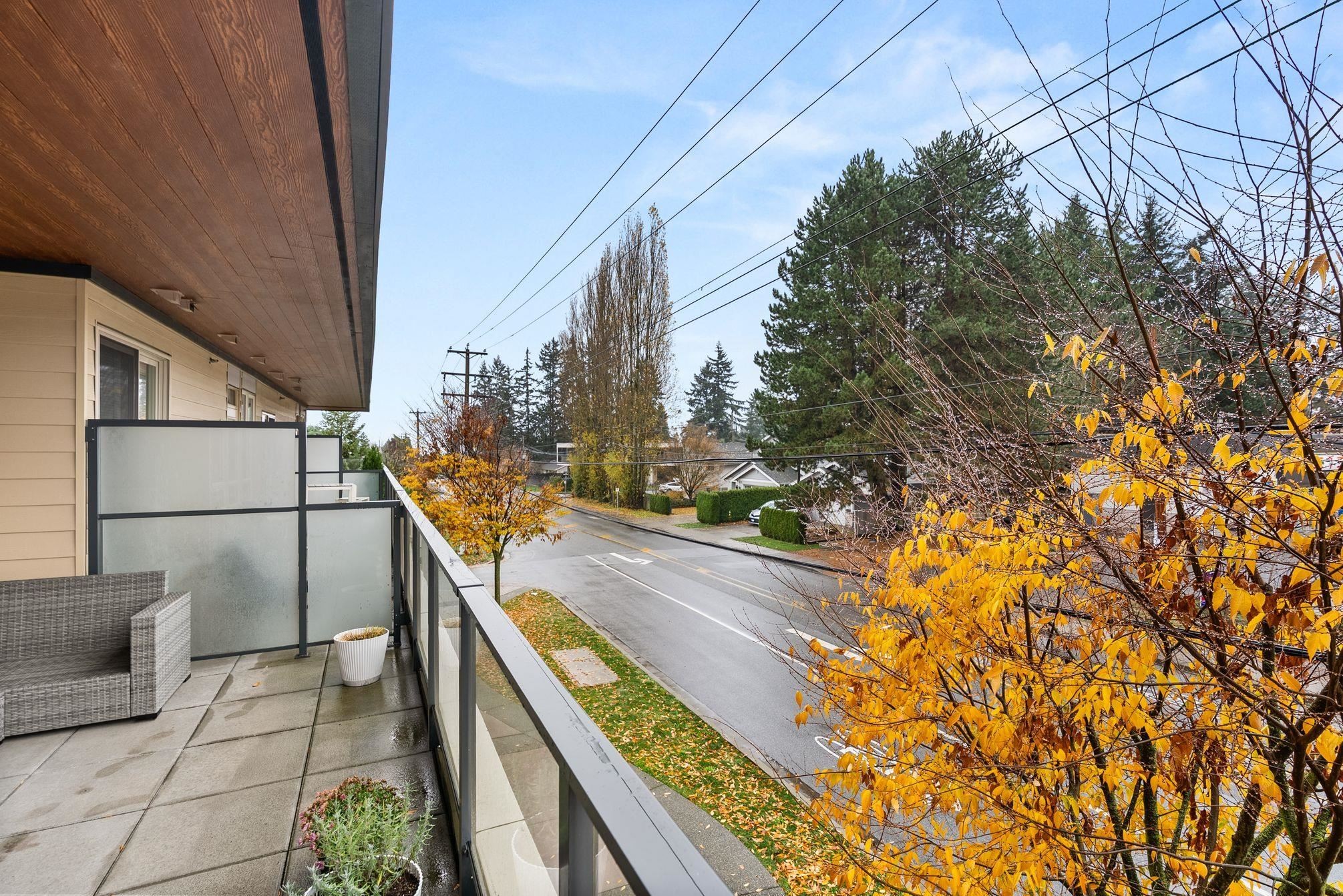 214-14022 North Bluff Road, White Rock, BC