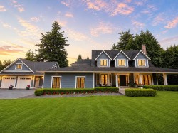 2836 Country Woods Drive Surrey, BC V3Z 0E8