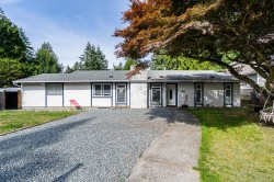 2714 Parkway Drive Surrey, BC V4P 1E8