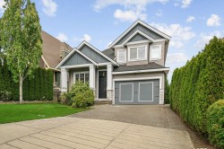 5528 189a Street Surrey, BC V3S 6X1