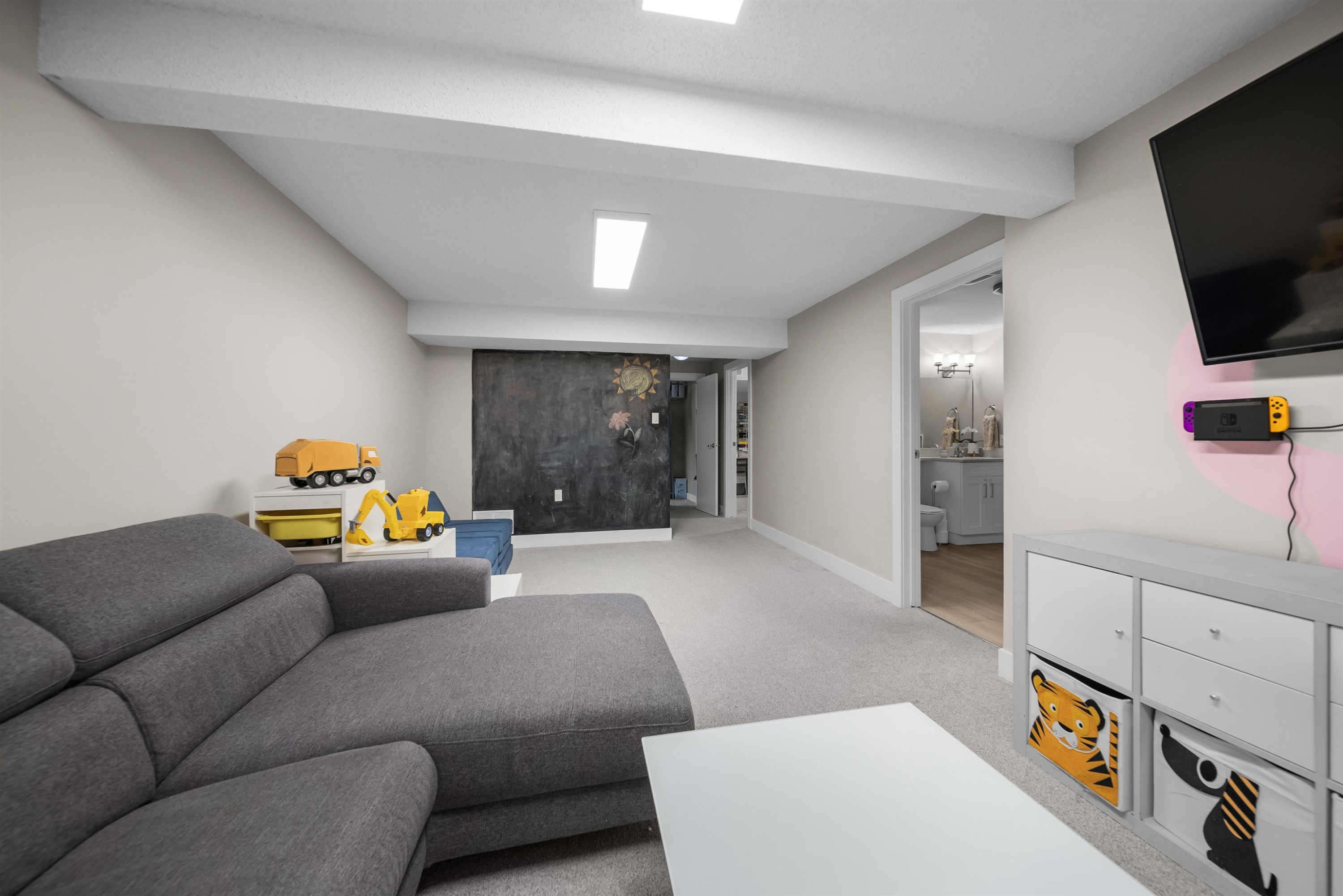 15879 Alder Place, Surrey, BC - Indoor