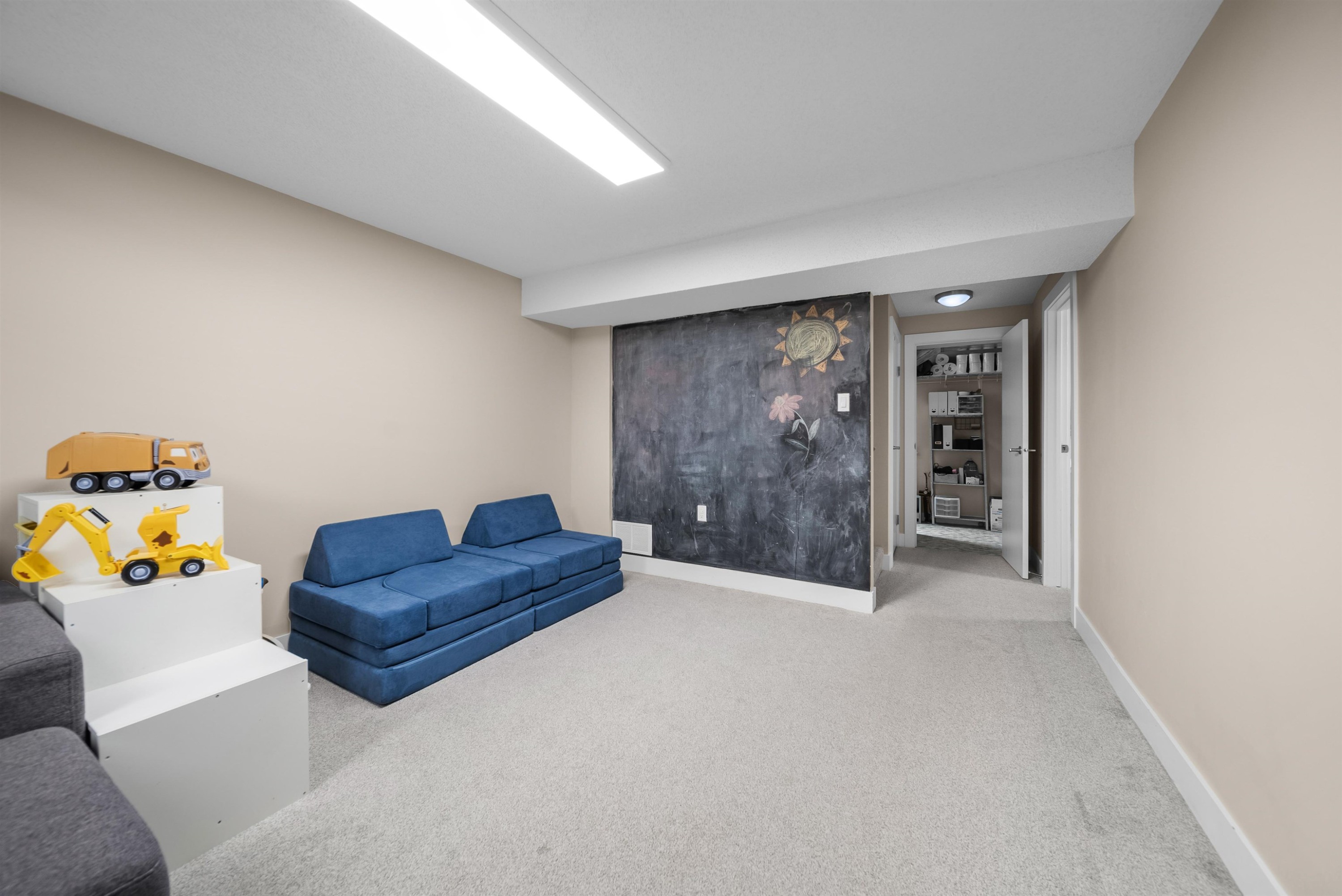 15879 Alder Place, Surrey, BC - Indoor