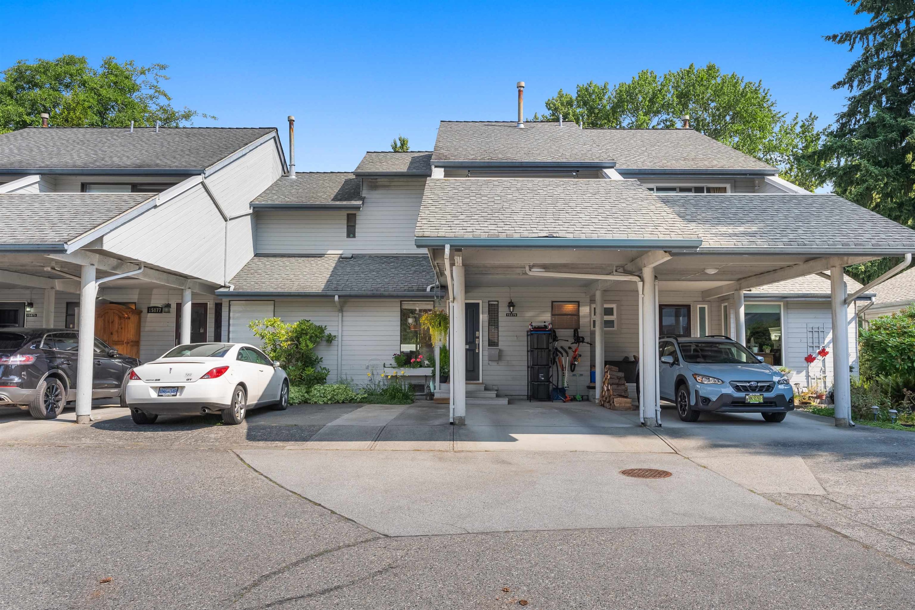 15879 Alder Place, Surrey, BC - Outdoor