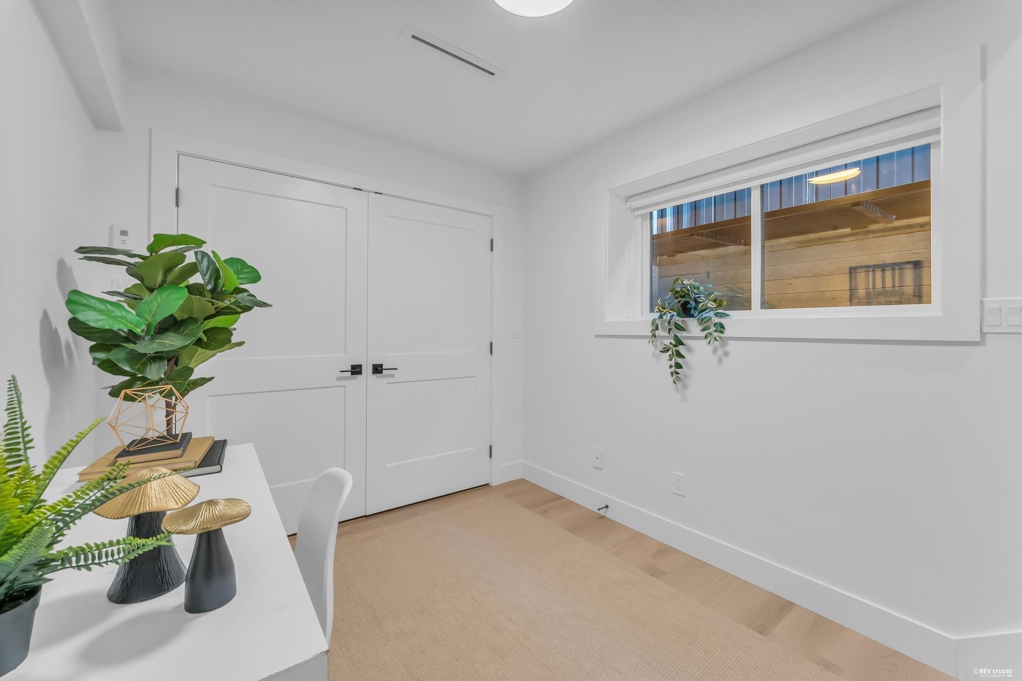 8219 111B Street, Delta, BC - Indoor Photo Showing Other Room