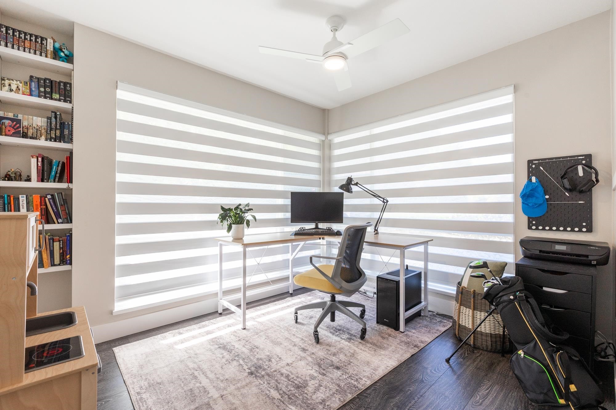 111-2228 162 Street, Surrey, BC - Indoor Photo Showing Office