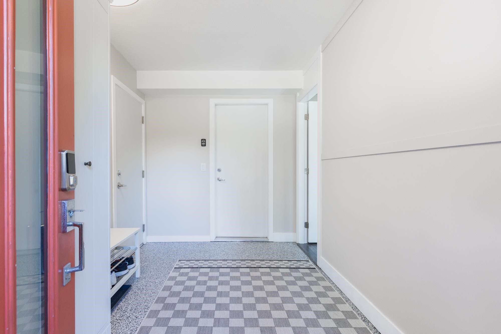 111-2228 162 Street, Surrey, BC - Indoor Photo Showing Other Room