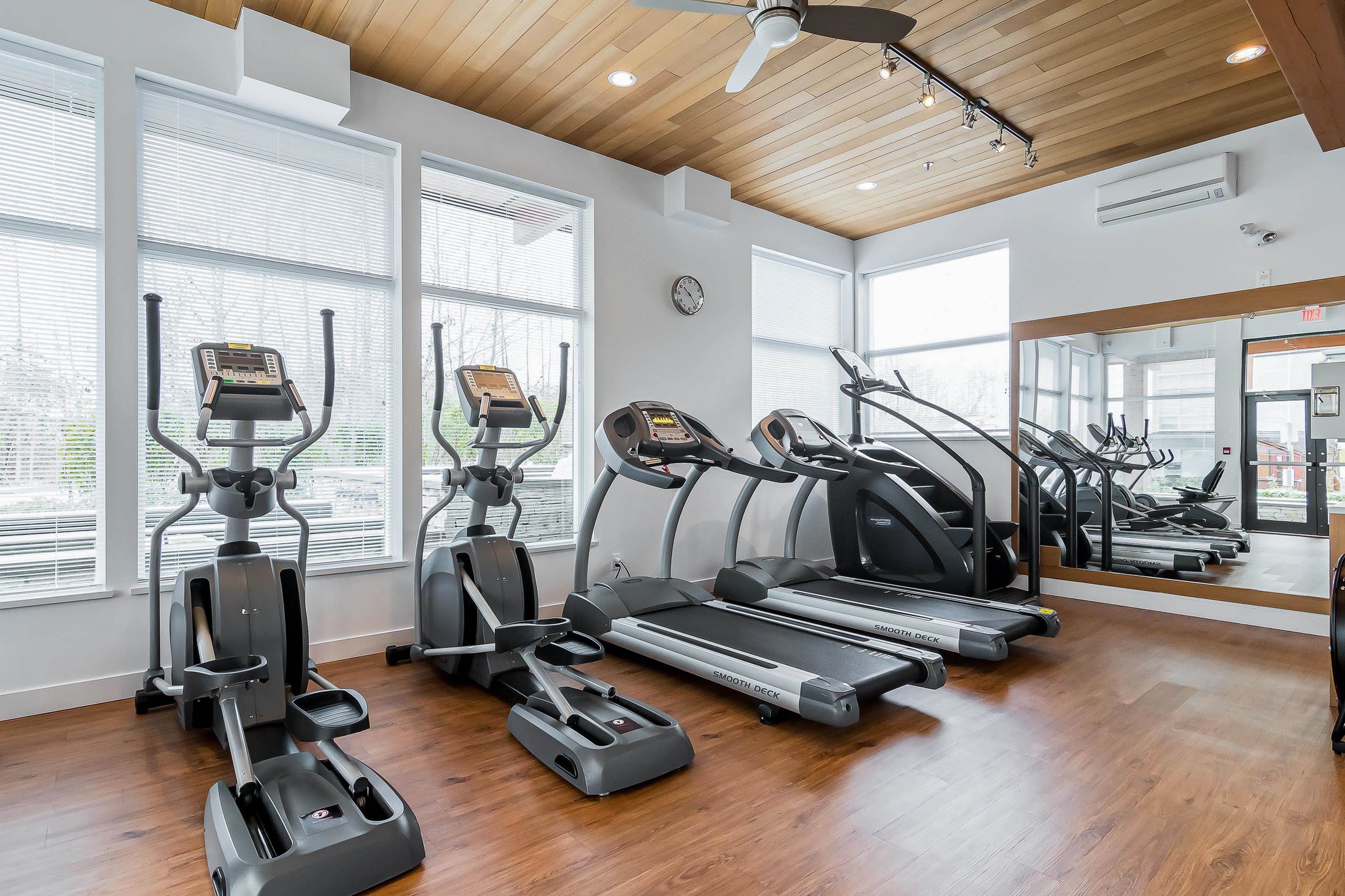 111-2228 162 Street, Surrey, BC - Indoor Photo Showing Gym Room