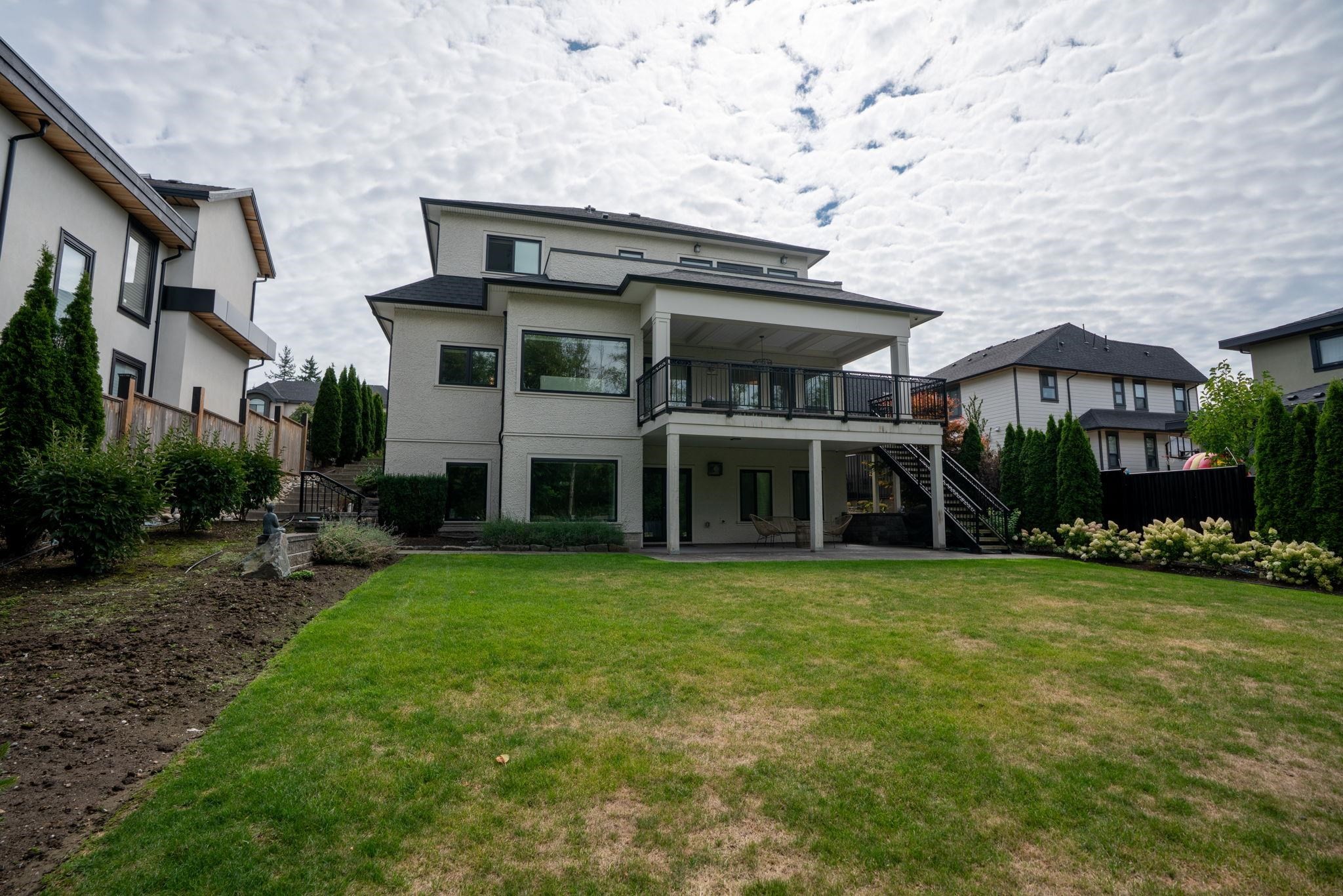 16539 29A Avenue, Surrey, BC - Outdoor