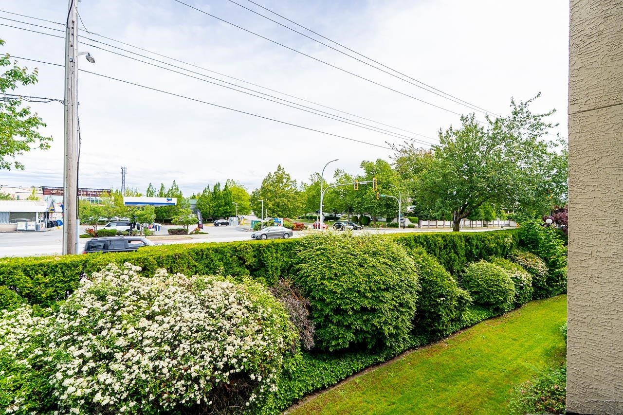 21-12172 72 Avenue, Surrey, BC - Outdoor