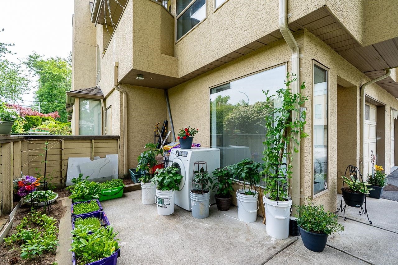 21-12172 72 Avenue, Surrey, BC - Outdoor With Exterior
