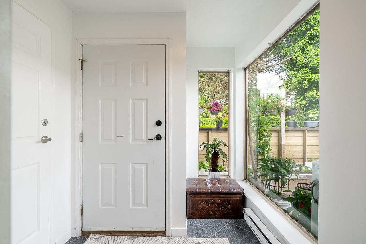 21-12172 72 Avenue, Surrey, BC - Indoor Photo Showing Other Room